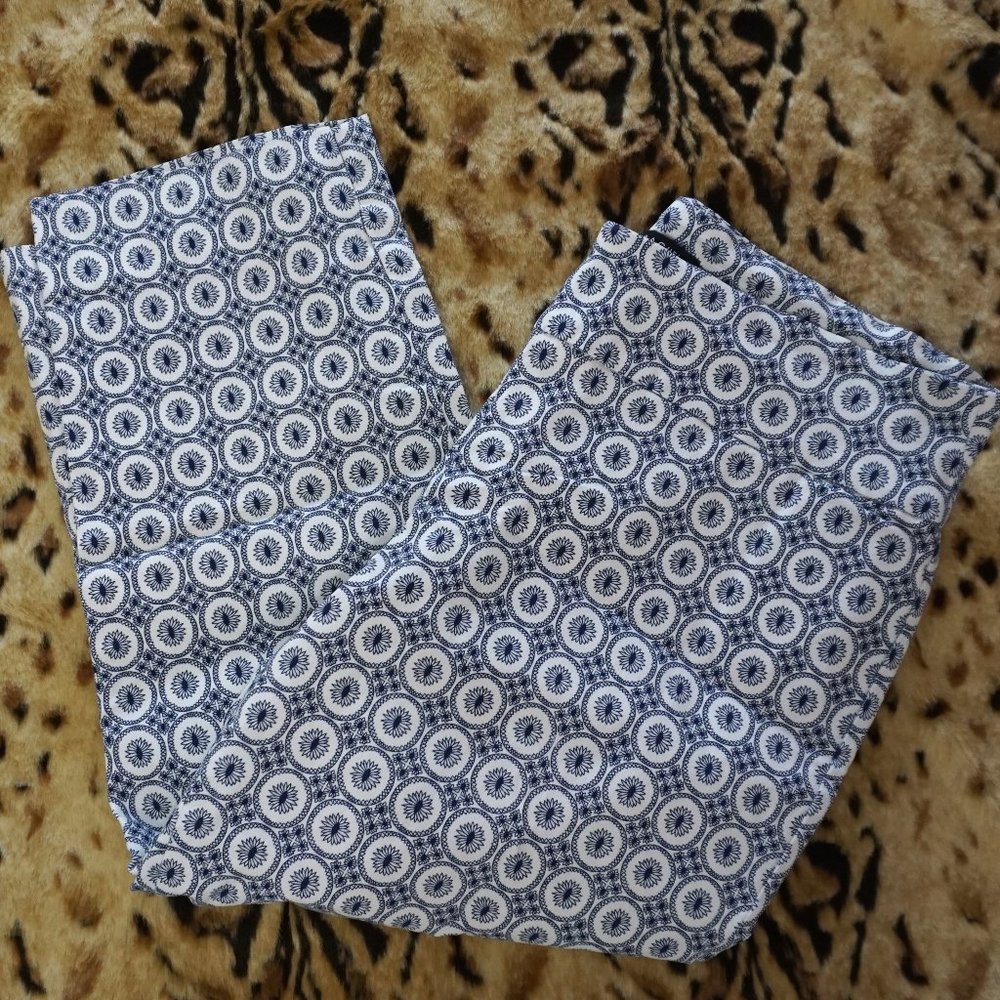 Zac & Rachel blue and white cropped pants capris 14